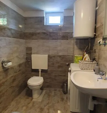 Lejlighed Suzana Sindija *