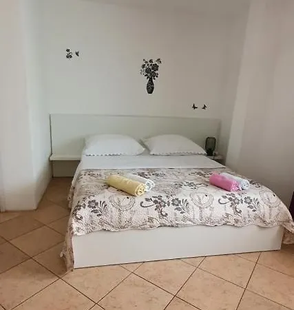 Apartment Suzana Sindija *