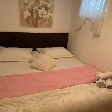 Suzana Sindija Apartment